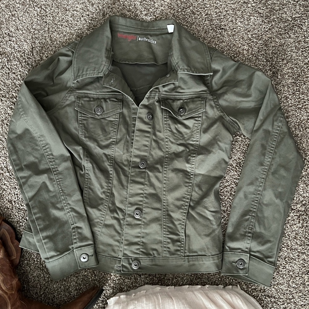 Wranglers Authentics Olive Green Women's Jacket M new - Picture 2 of 3